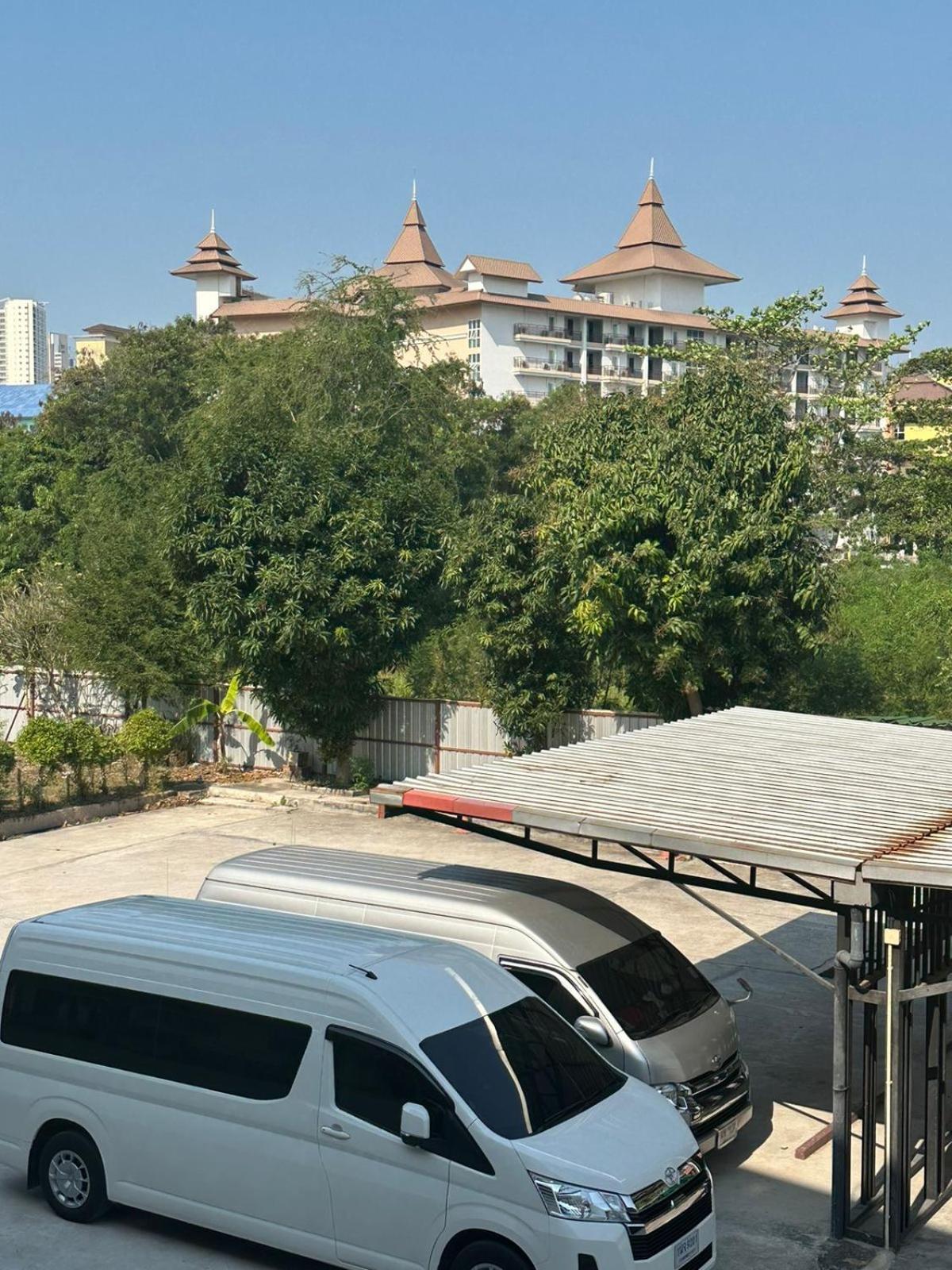 Ekaluk Place Pattaya